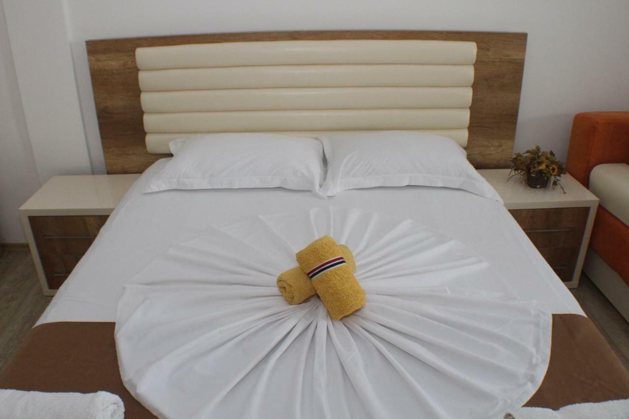 Casa Hena Hotell Ulcinj Exteriör bild