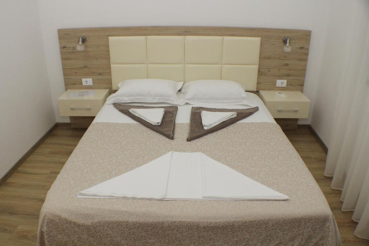Casa Hena Hotell Ulcinj Exteriör bild